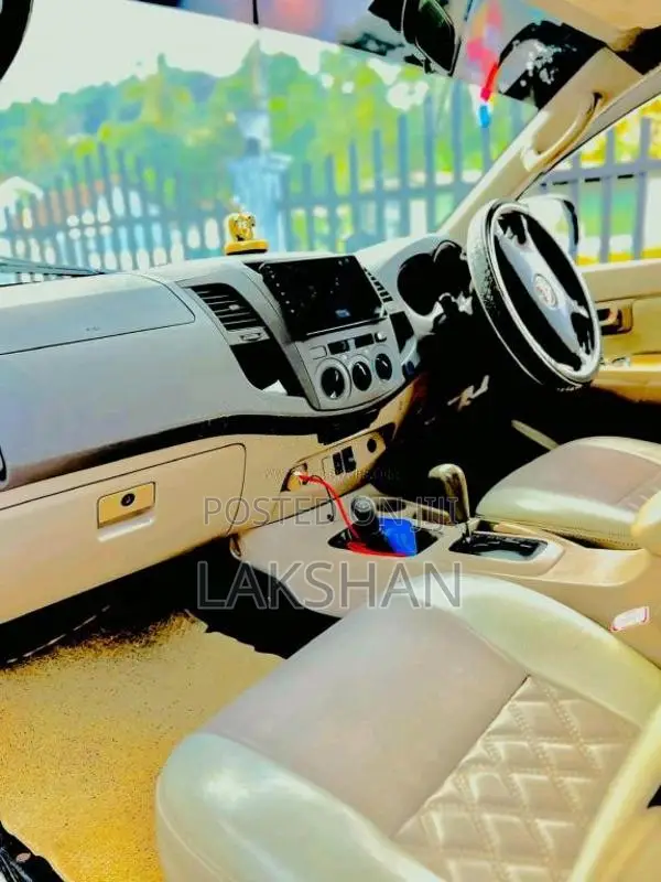 Toyota Hilux Vigo 2007 Pickup (Used)