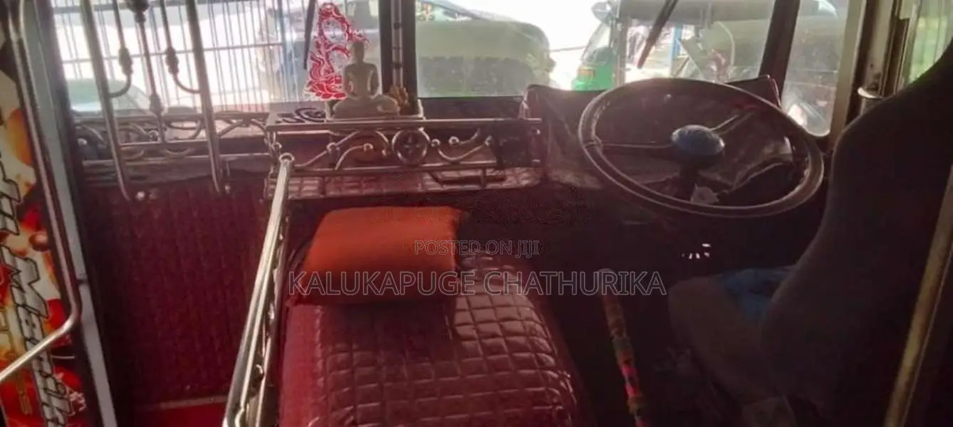 Ashok-Leyland Ruby 2006 Bus (Used)