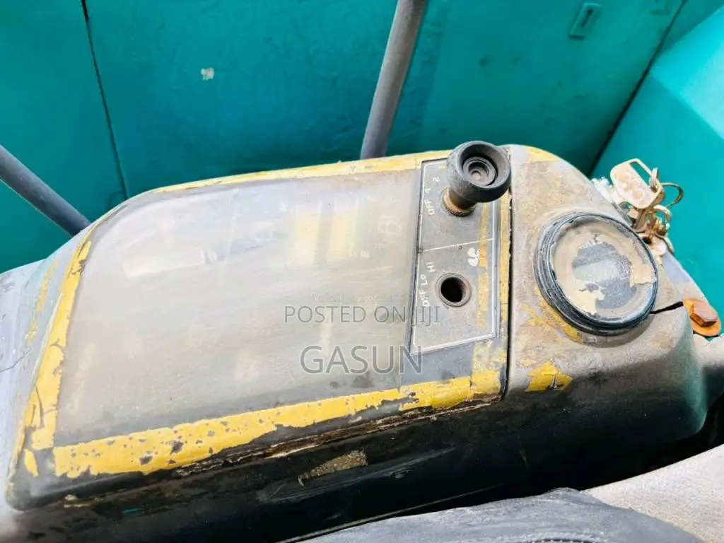 Komatsu PC30-7 Excavator 2022 Heavy-Duty (Used)