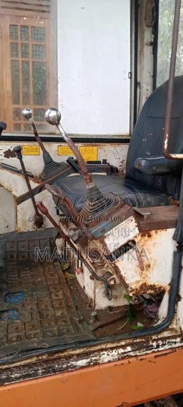 Tata 1210 1995 Lorry (Used)
