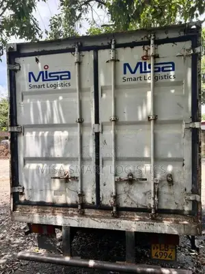 Ashok-Leyland Comet 2006 Lorry (Used)