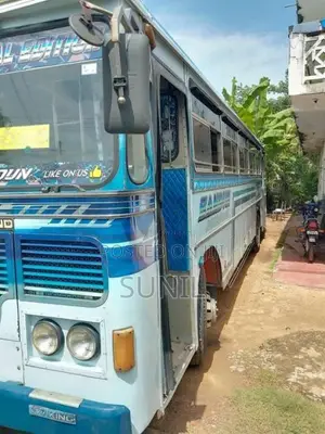 Ashok-Leyland Viking 2013 Bus (Used)