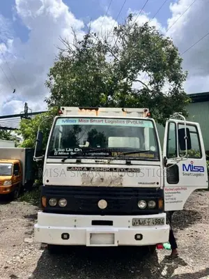 Ashok-Leyland Comet 2006 Lorry (Used)