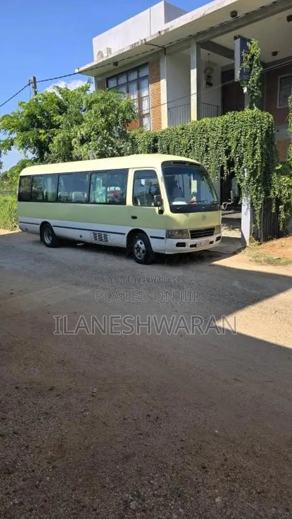 Toyota Coaster 2006 Bus (Used)