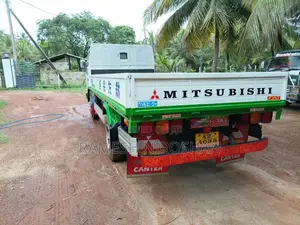 Mitsubishi Canter 1986 Lorry (Used)