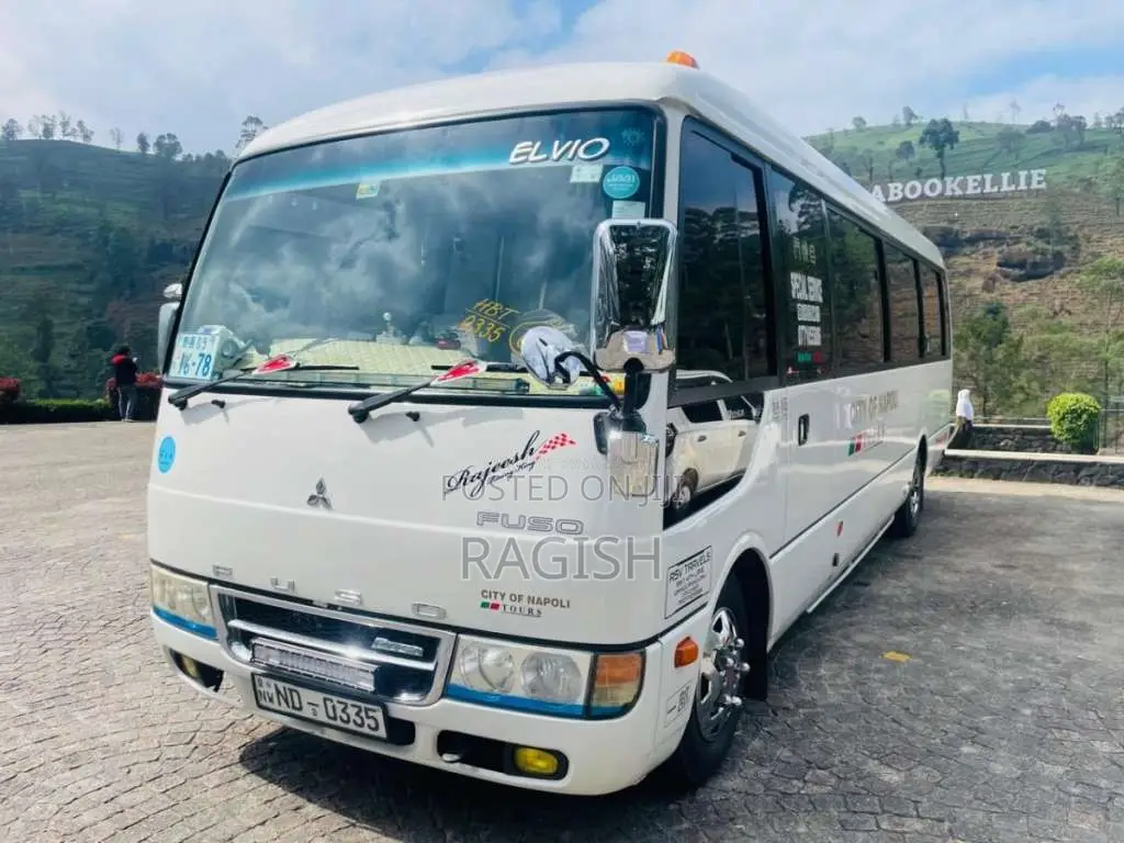 Mitsubishi Fuso Rosa 2009 Bus (Used)