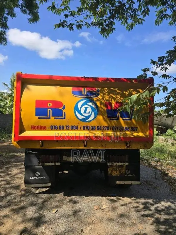 Ashok-Leyland Cargo 2012 Heavy-Duty (Used)