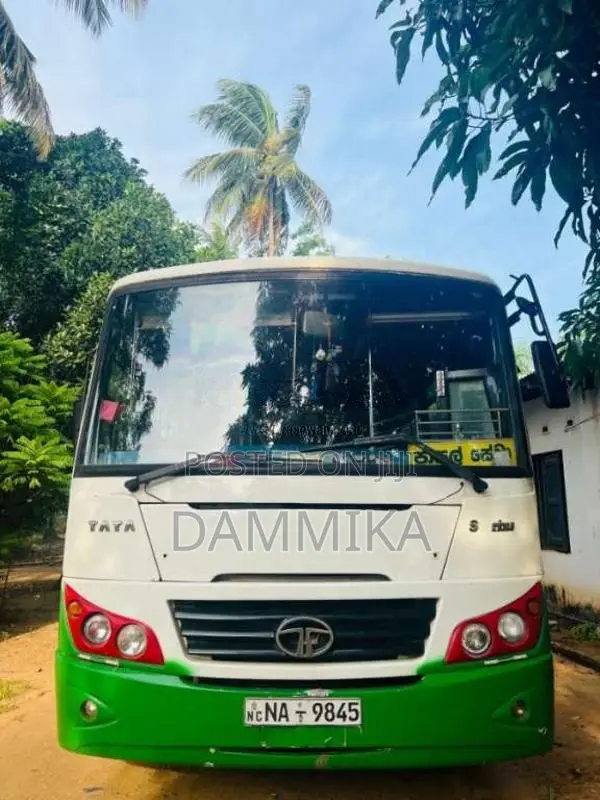 Tata Starbus 2010 Bus (Used)