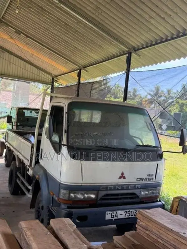 Mitsubishi Canter 1996 Lorry (Used)