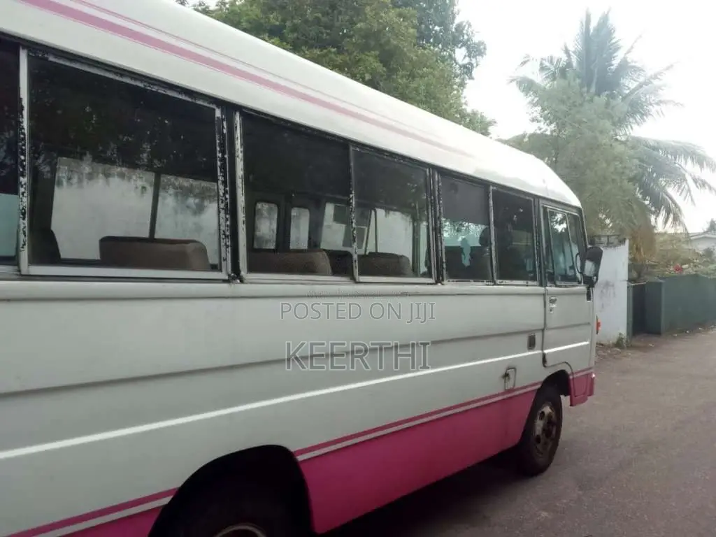 Mitsubishi Rosa 1984 Bus (Used)