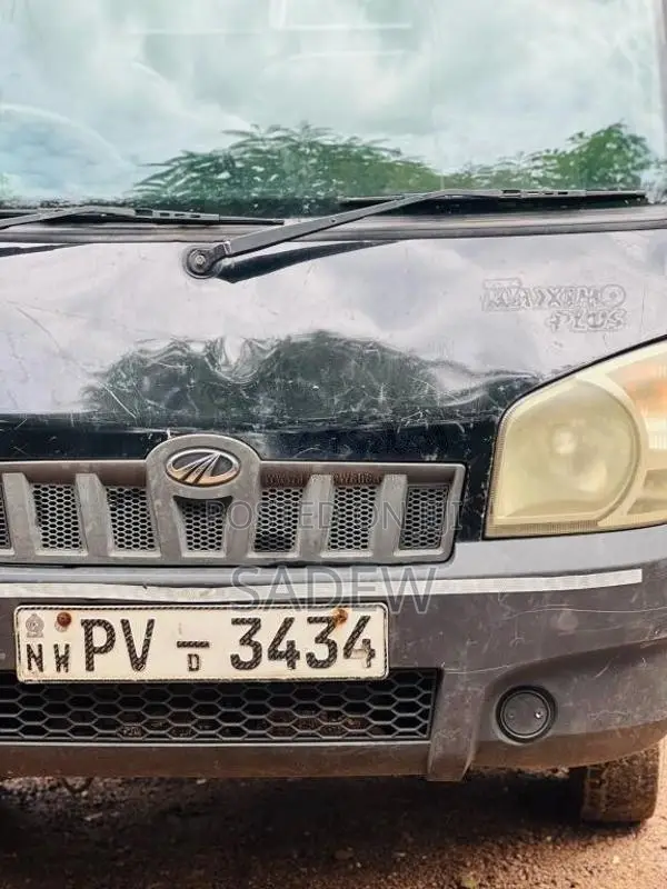 Mahindra Maxximo 2013 Lorry (Used)