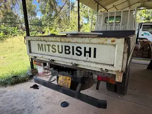 Mitsubishi Canter 1996 Lorry (Used)