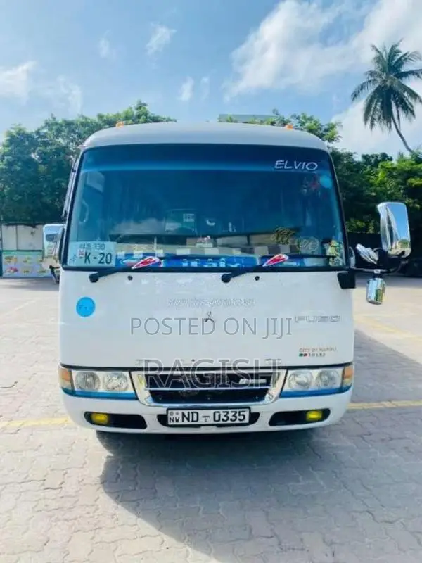 Mitsubishi Fuso Rosa 2009 Bus (Used)