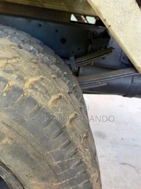 Mitsubishi Canter 1996 Lorry (Used)
