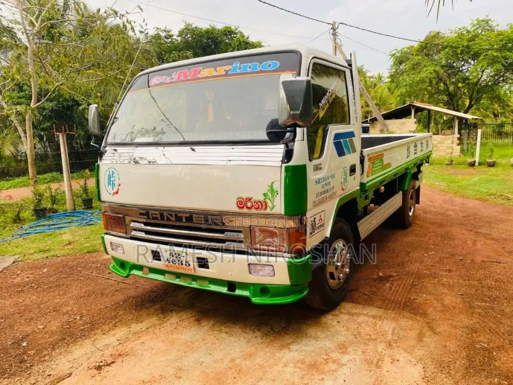 Mitsubishi Canter 1986 Lorry (Used)