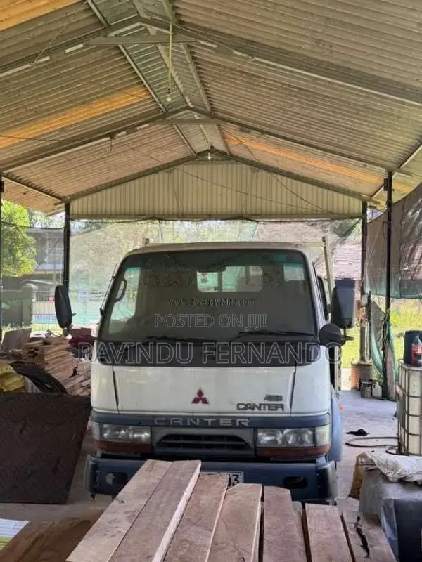 Mitsubishi Canter 1996 Lorry (Used)