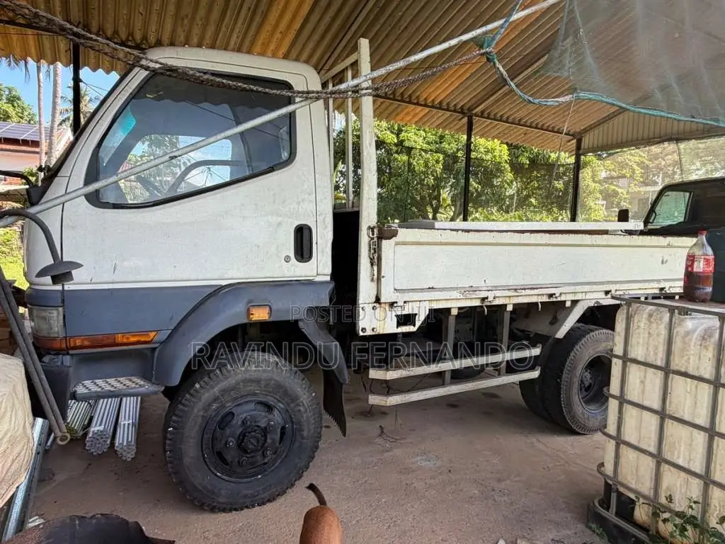 Mitsubishi Canter 1996 Lorry (Used)