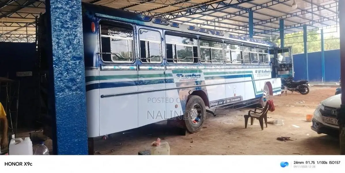 Ashok-Leyland Viking 2018 Bus (Used)