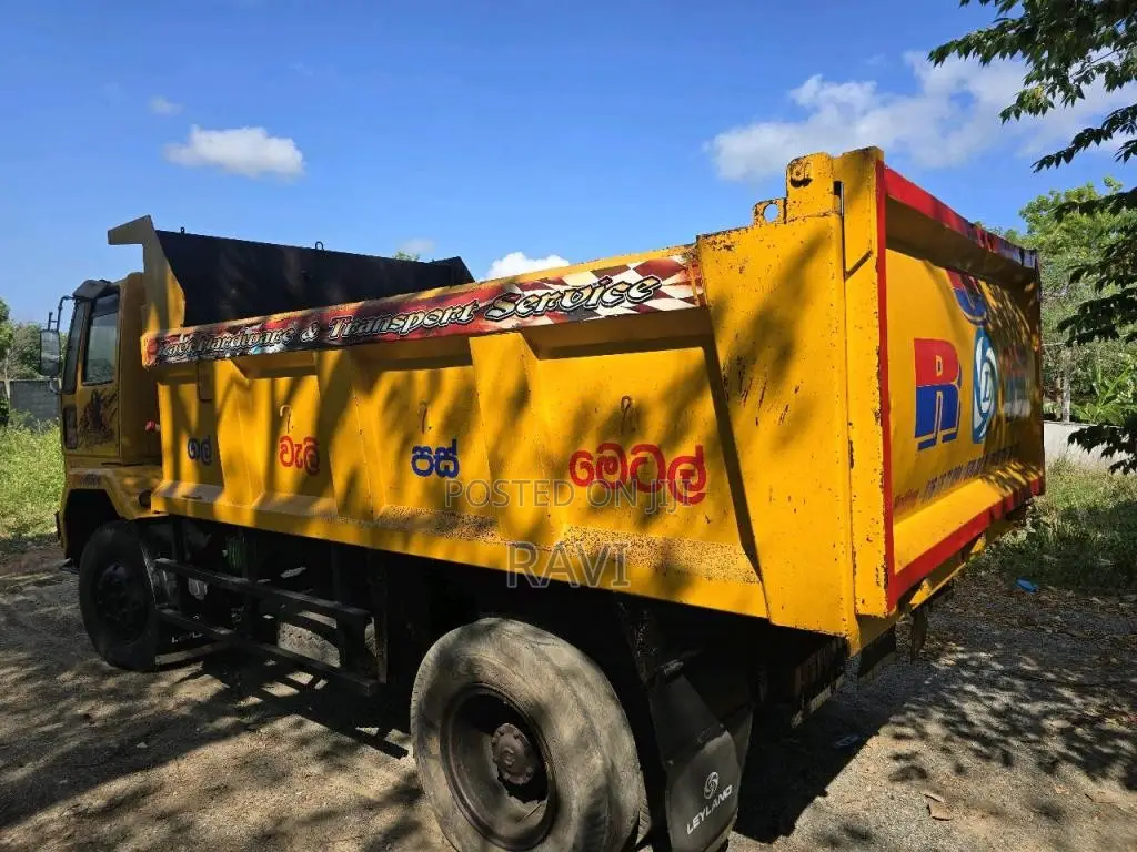 Ashok-Leyland Cargo 2012 Heavy-Duty (Used)