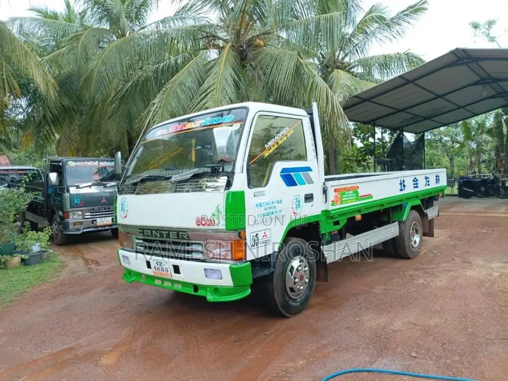 Mitsubishi Canter 1986 Lorry (Used)