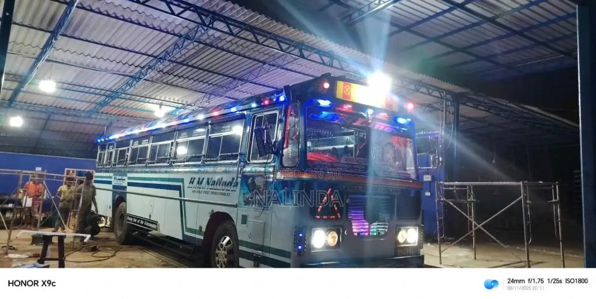 Ashok-Leyland Viking 2018 Bus (Used)