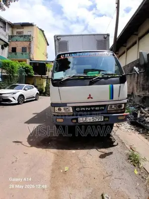 Mitsubishi Canter 2002 Lorry (Used)