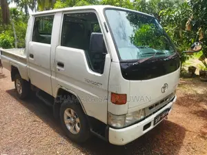 Toyota CrewCab 1993 Crew Cab (Used)