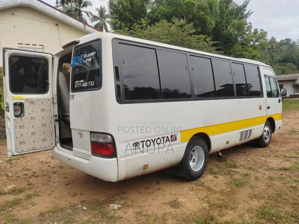 Toyota Coaster 2009 Bus (Used)