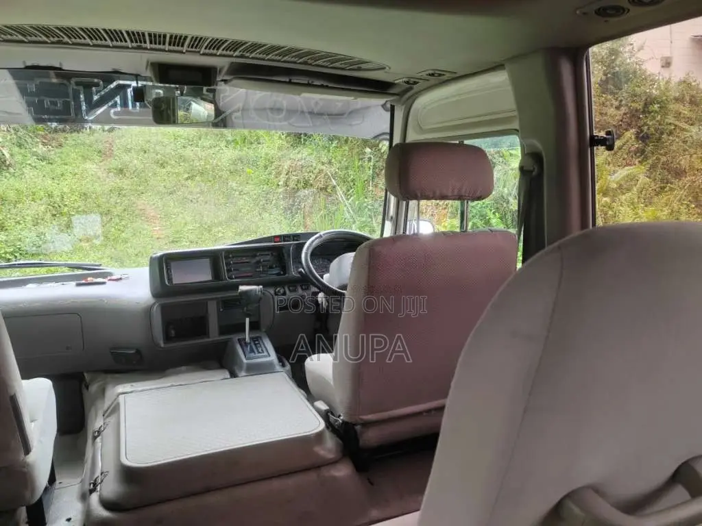 Toyota Coaster 2009 Bus (Used)