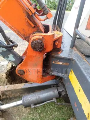 Kubota 30 2018 Heavy-Duty (Used)