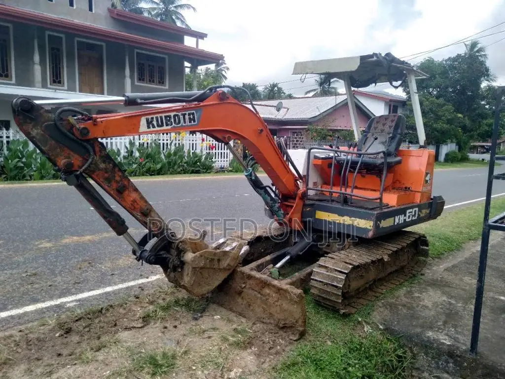 Kubota 30 2018 Heavy-Duty (Used)