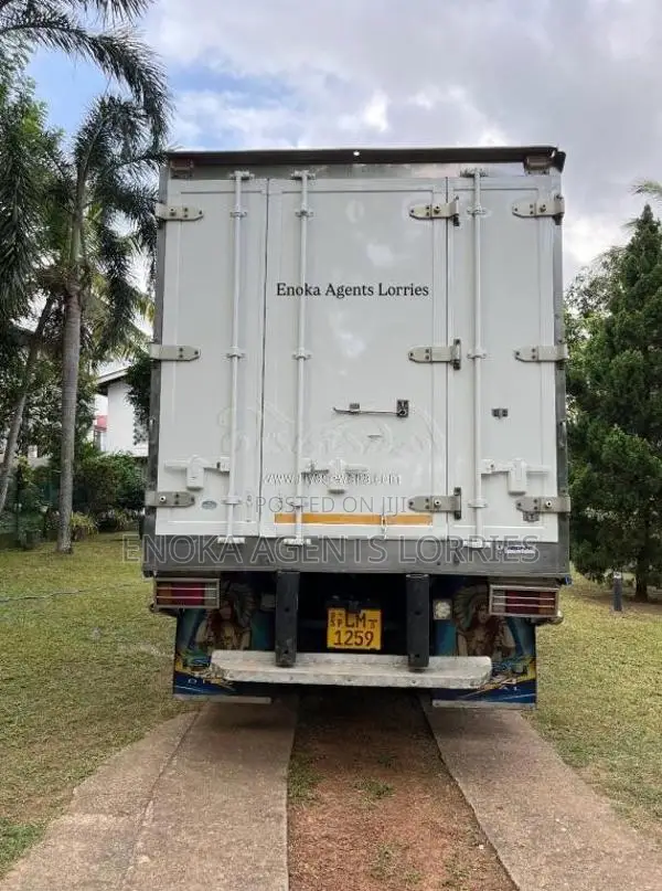 Isuzu 14.5 ELF 2011 Lorry (Used)