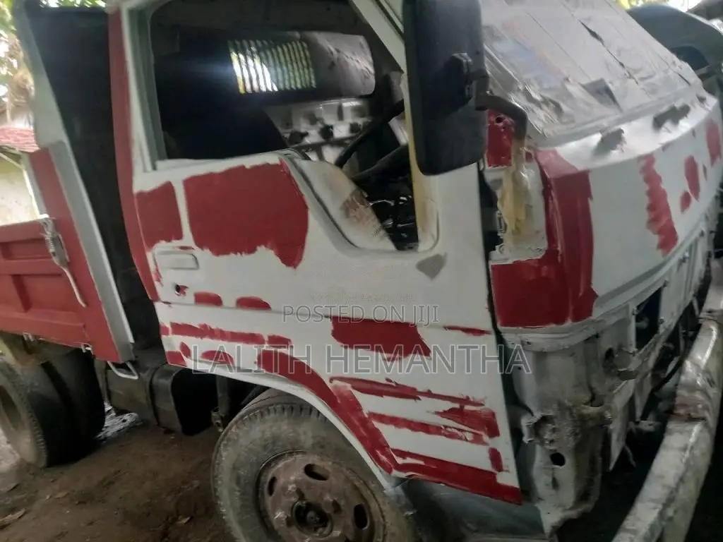 Toyota Dyna 1992 Lorry (Used)