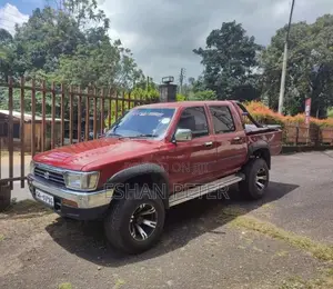 Toyota Hilux LN106 1990 Pickup (Used)