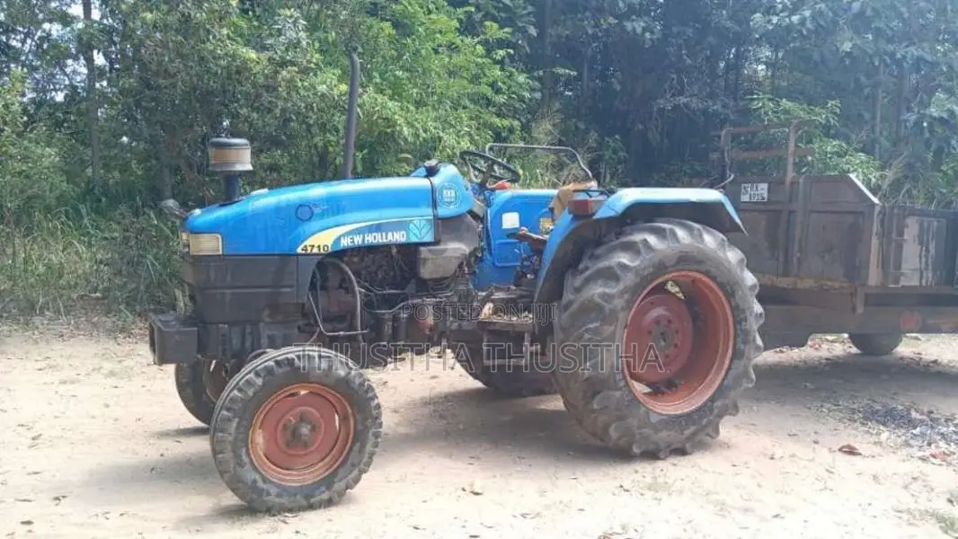 New-Holland 4710 2010 Tractor (Used)