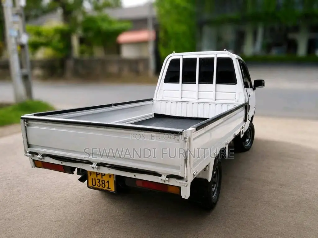 Toyota TownAce 2010 Lorry (Used)