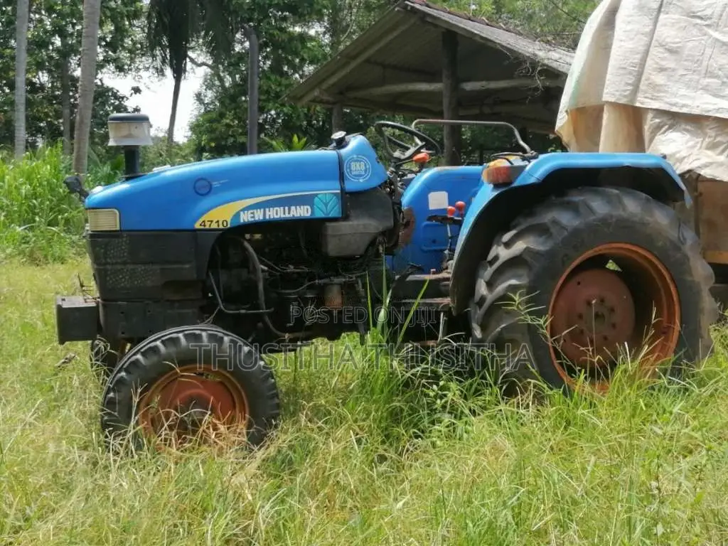 New-Holland 4710 2010 Tractor (Used)