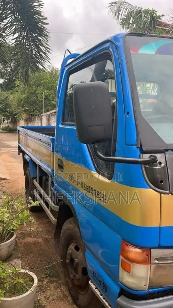 Isuzu ELF NKR 1980 Lorry (Used)