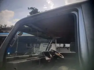 Nissan Atlas 1991 Lorry (Used)