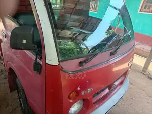 Tata Dimo BattA 2010 Lorry (Used)
