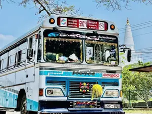 Eicher Skyline 2017 Bus (Used)