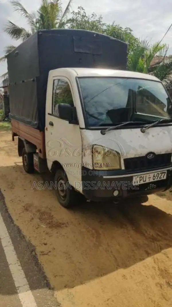 Mahindra Maxximo 2012 Lorry (Used)