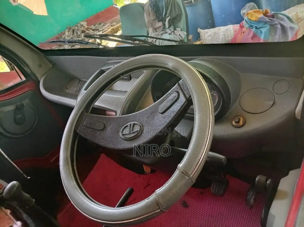 Tata Dimo BattA 2010 Lorry (Used)