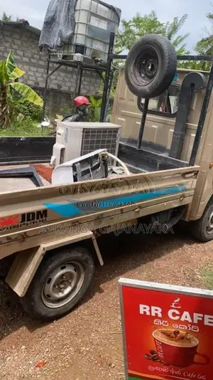 Tata Dimo Batta 2018 Lorry (Used)
