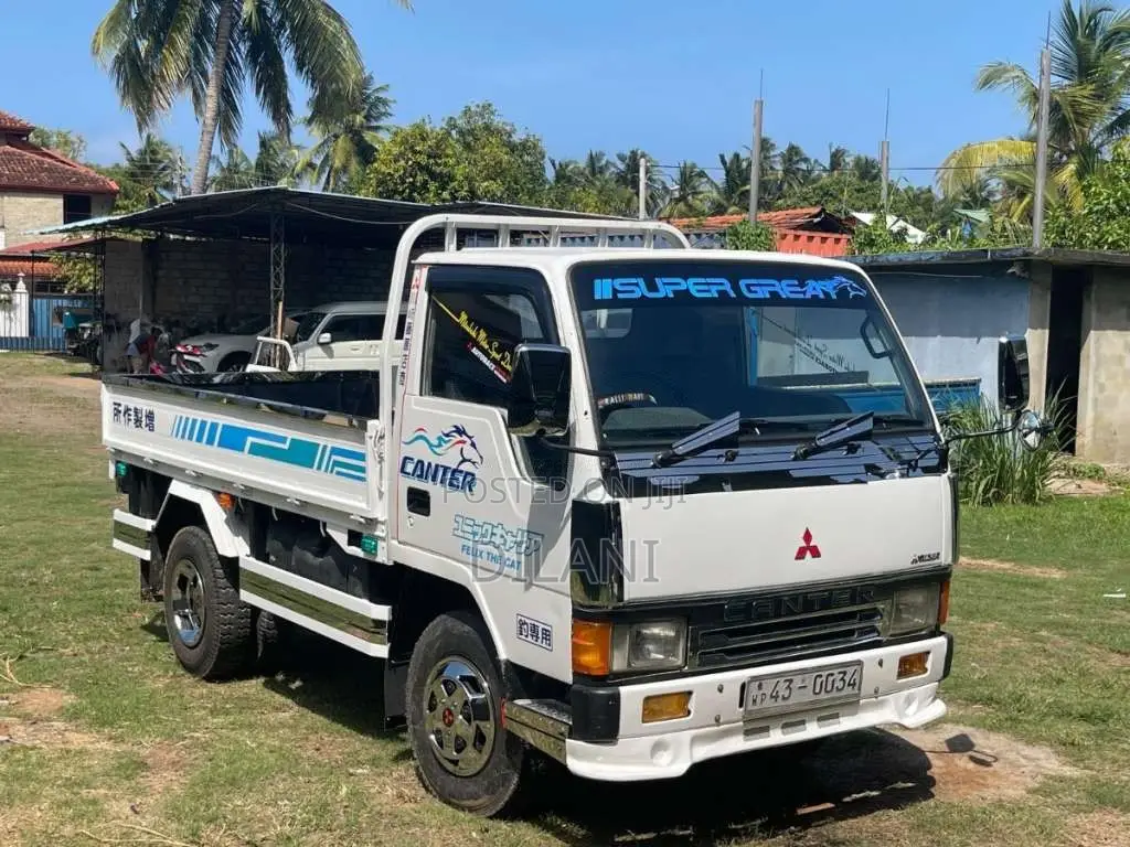 Mitsubishi Canter 1990 Lorry (Used)