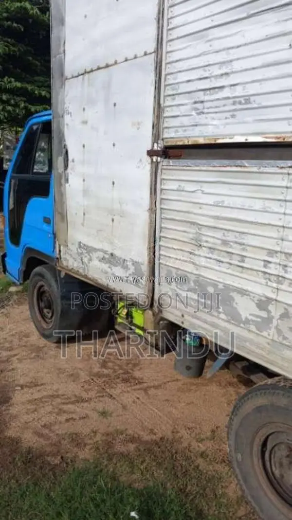 Isuzu ELF 1979 Lorry (Used)