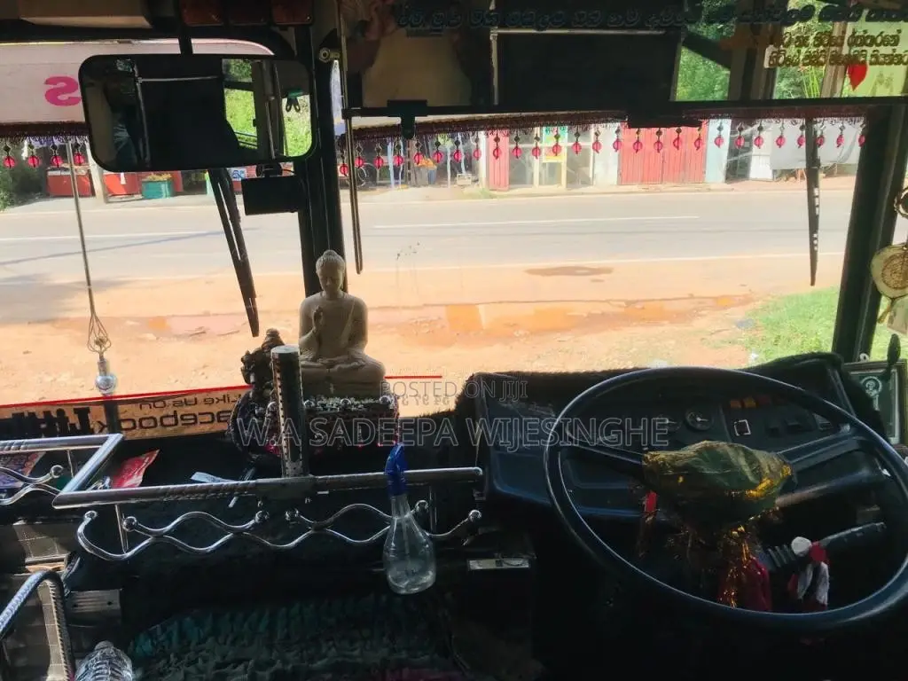 Ashok-Leyland Viking 2008 Bus (Used)