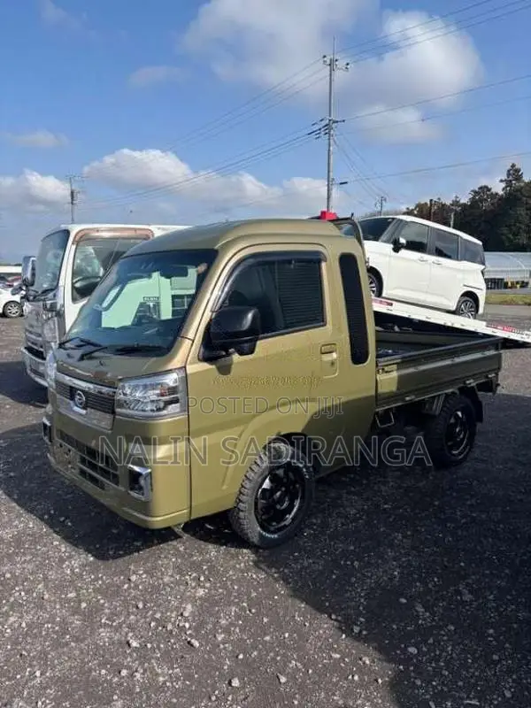 Daihatsu Hijet Jumbo 2023 Lorry Unregistered (Recondition)