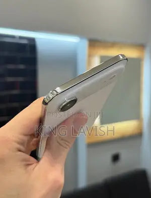 New Apple iPhone 17e 512 GB White