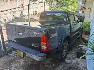 Toyota Hilux 2008 Pickup (Used)